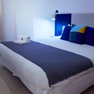 isa-botica-apartments.hotelsincadiz.net/